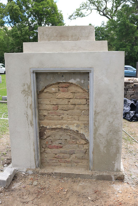 New Orleans cemetery repair, tomb restoration, tomb repair, cemetery restoration, New Orleans tomb grave cleaning painting