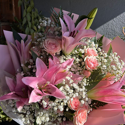 Simple and Pink bouquet