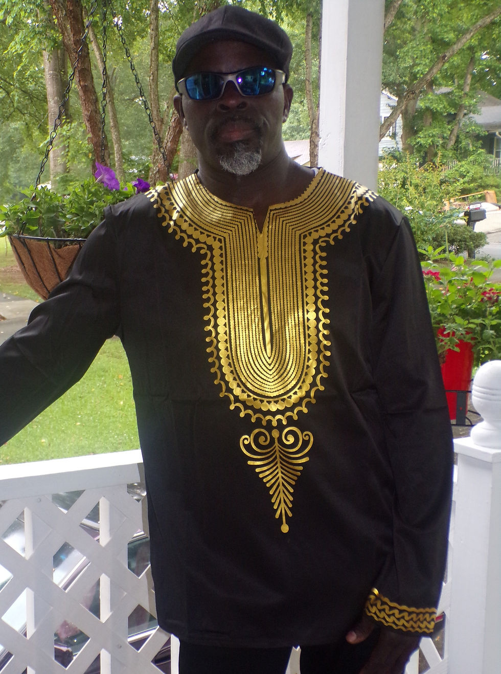 Thumbnail: Traditional Ethnic Dashiki Shirt (Black)