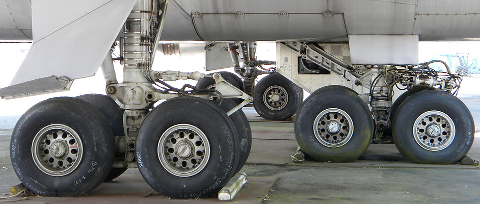 747 Landing Gear.jpg