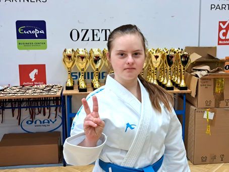 Para-karatistka zo Žiliny si priviezla zlato zo Slovinska.