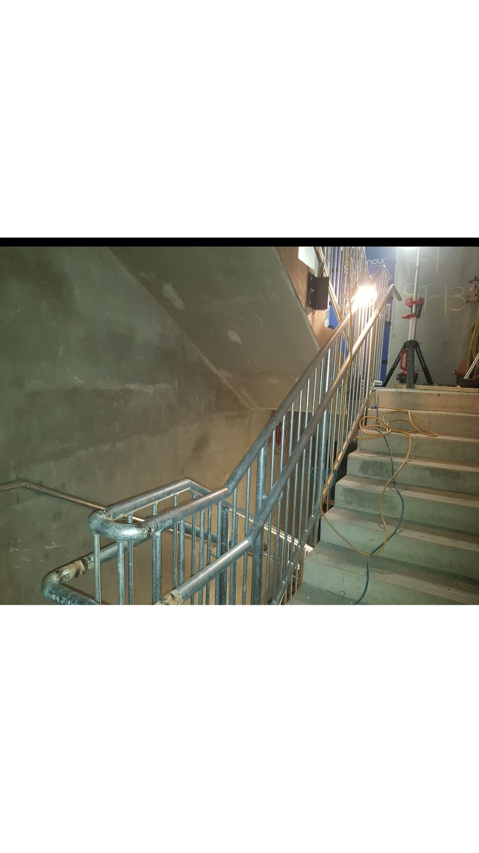 Set up handrail install
