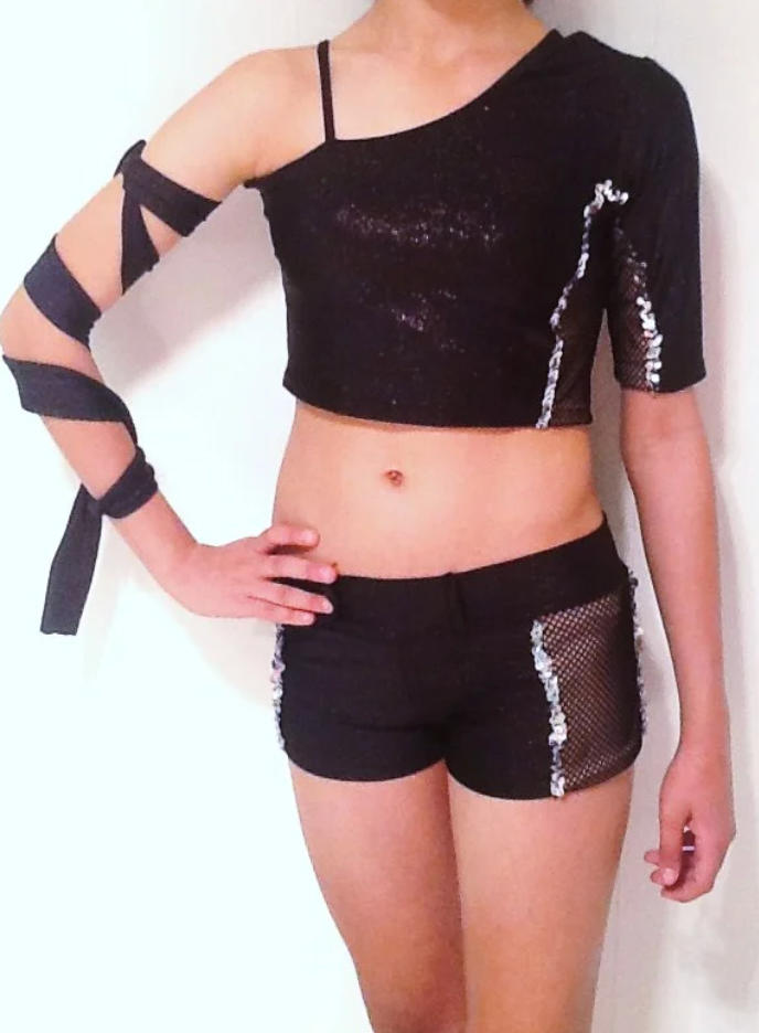 Thumbnail: Asymmetrical Black + Brown Set