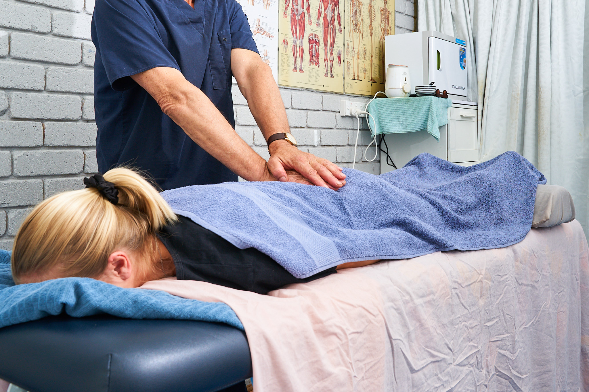 Calm, guided hypnosis-informed session