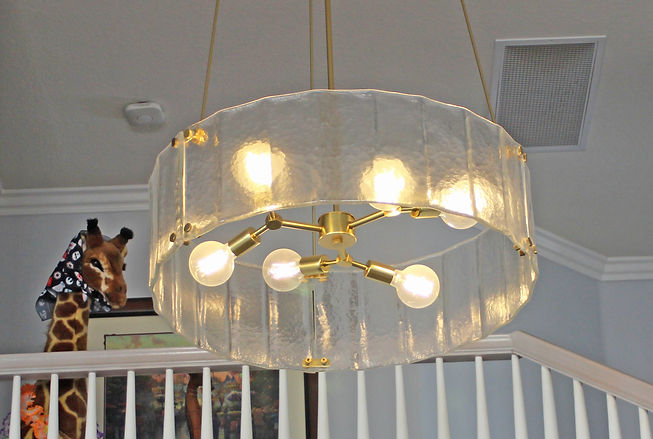 chandelier 1.jpg