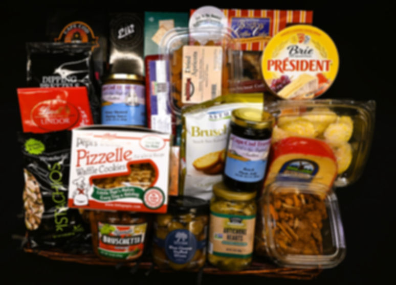 Deluxe Gourmet Lovers Basket