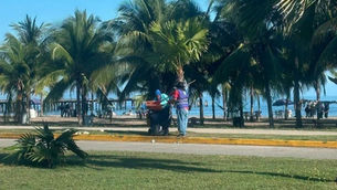 Limpieza en playa de Tela resalta el cuidado del medio ambiente