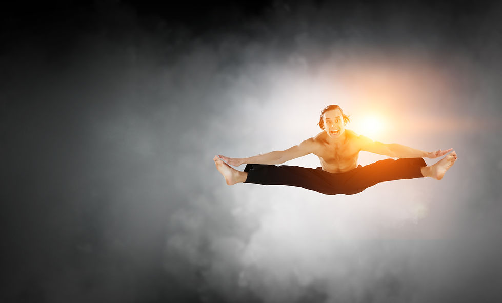 guy dancer jumping mobility
