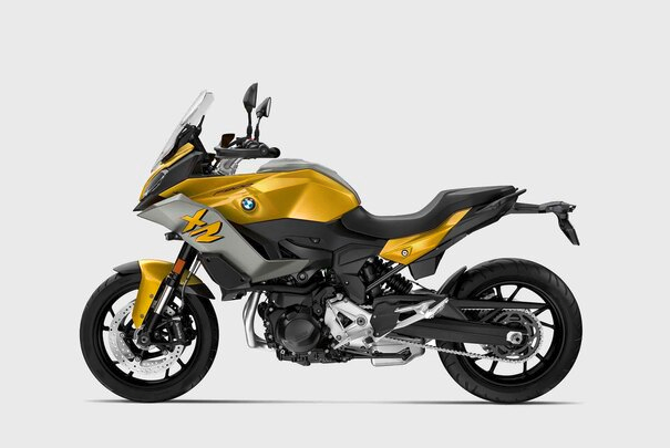 F900XR カルバニックゴールド