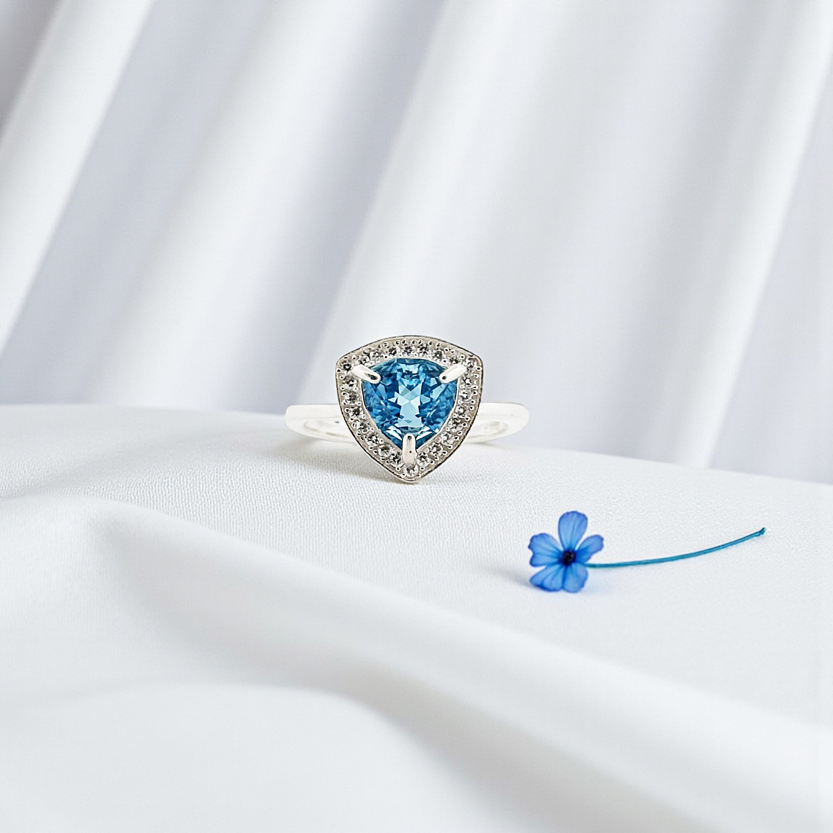Bague Diana en Argent 925, pierre en Cristal de Swarovski® bleue, Aquamarine
