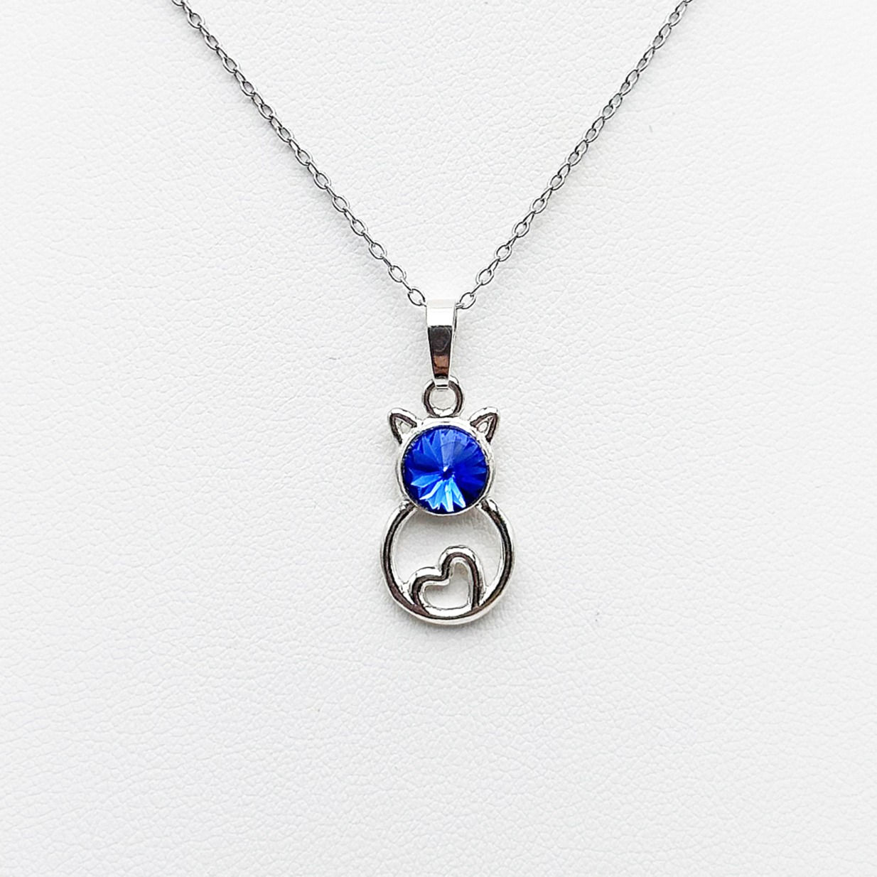 Collier Chat, pendentif pierre en cristal bleu, Sapphire, argent 925