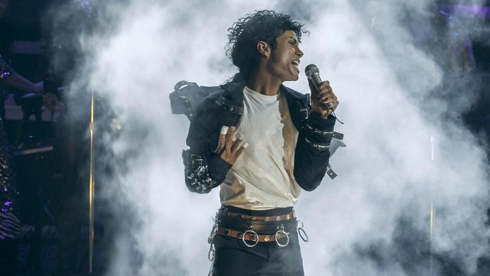 Michael Jackson stage performance from movie