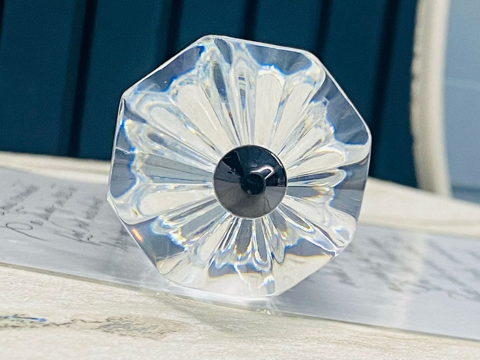 थंबनेल: Paper weight - Crystal Cut Pencil