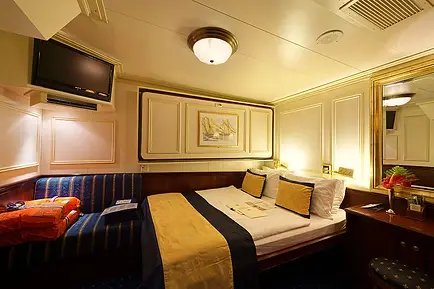 Mistral Prestige Suite.jpg