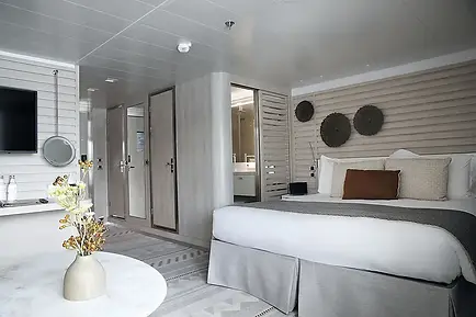 Mistral Prestige Suite.jpg