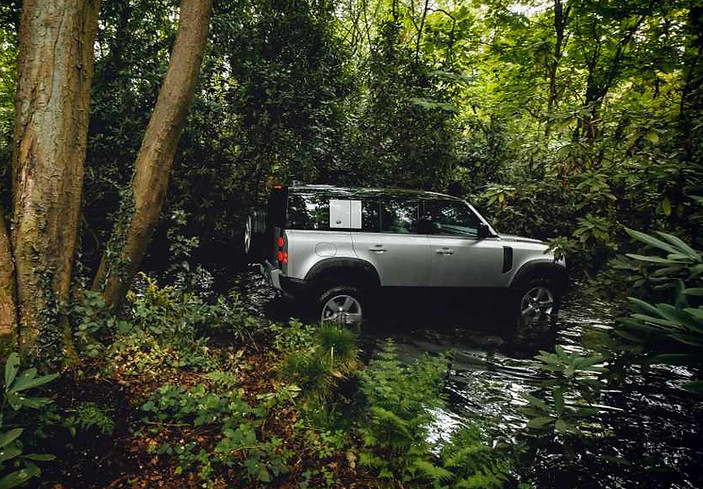 LR_DEF_110_20MY_Off-Road_100919_37.jpg