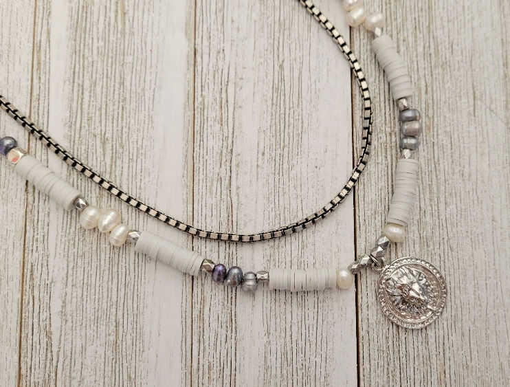 Thumbnail: Layered Necklace with White & Gray Pearls