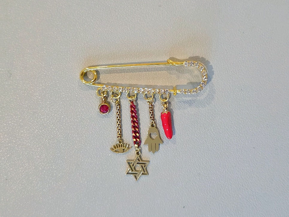 Rings Red Baby Safety Pin Brooch Gold Rhinestone Star of David Evil