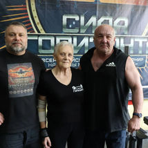 В Центре физической культуры и спорта состоялась встреча с чемпионкой мира по пауэрлифтингу