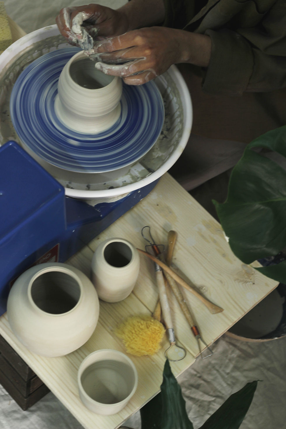 Miniaturebillede: Individual Wheel Throwing Class