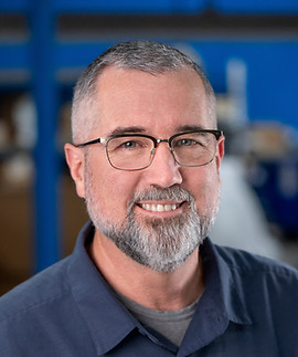 Kevin Thompson Headshot.jpg