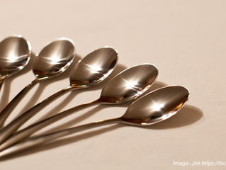 Spoons: Close Reading the "Spoon Theory" of Mental and Physical Health