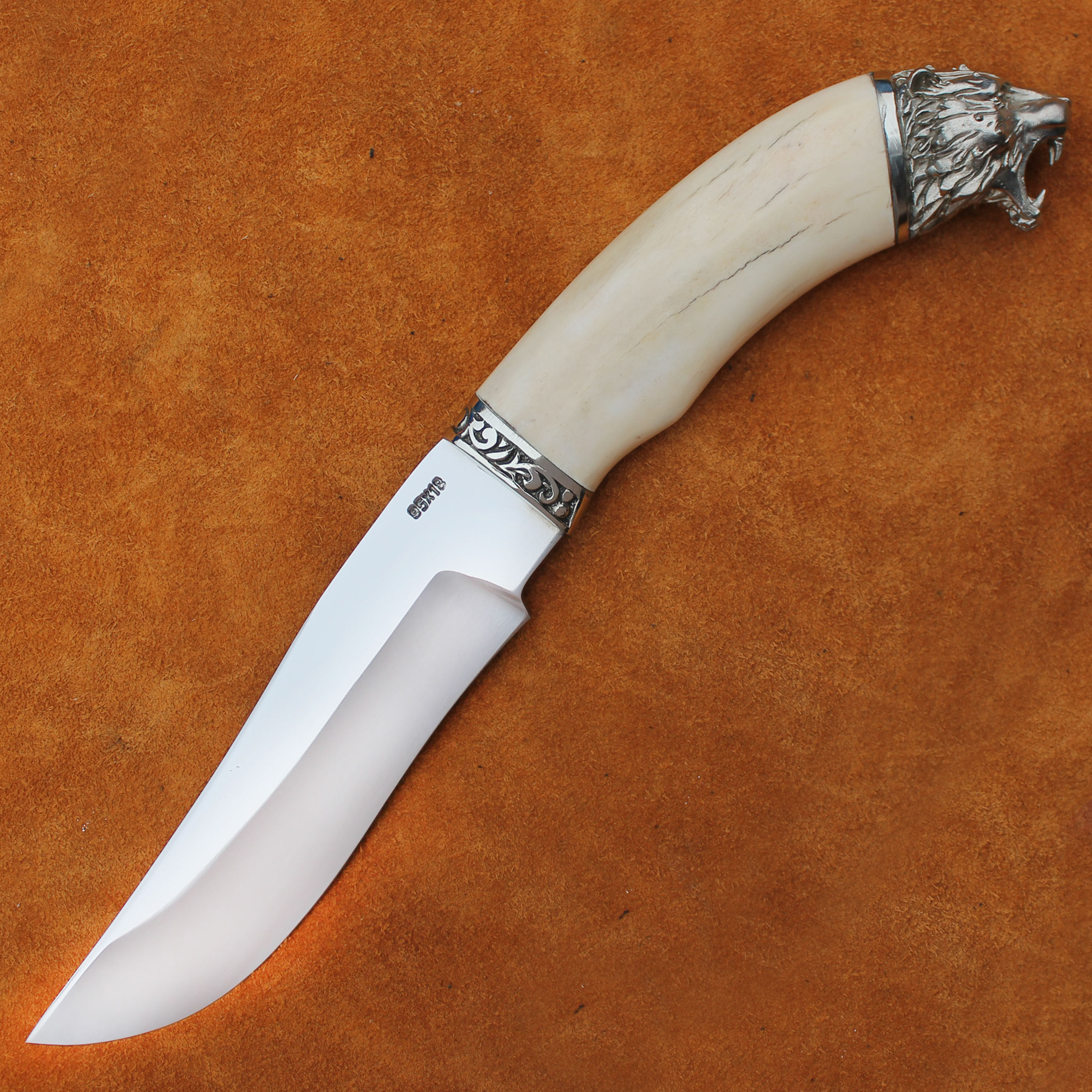 Охотничий нож "Таежный" с художественным литьем