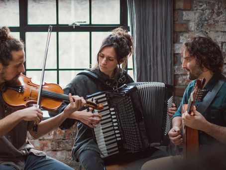 Fleecey Folk: Tamsin Elliott Trio - Sun 23 Nov, 8pm, £19