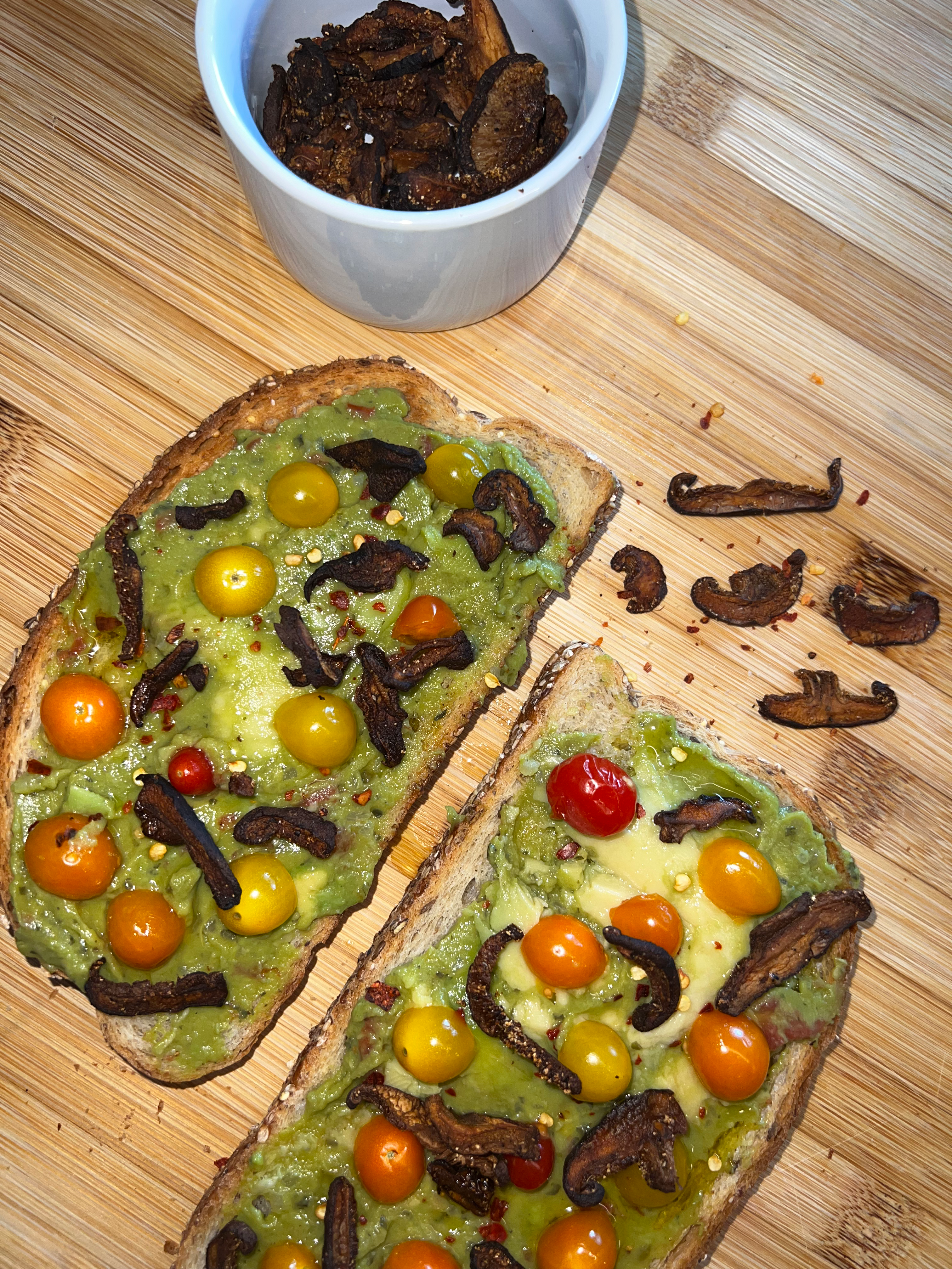 avocado toast with mushroom bacon