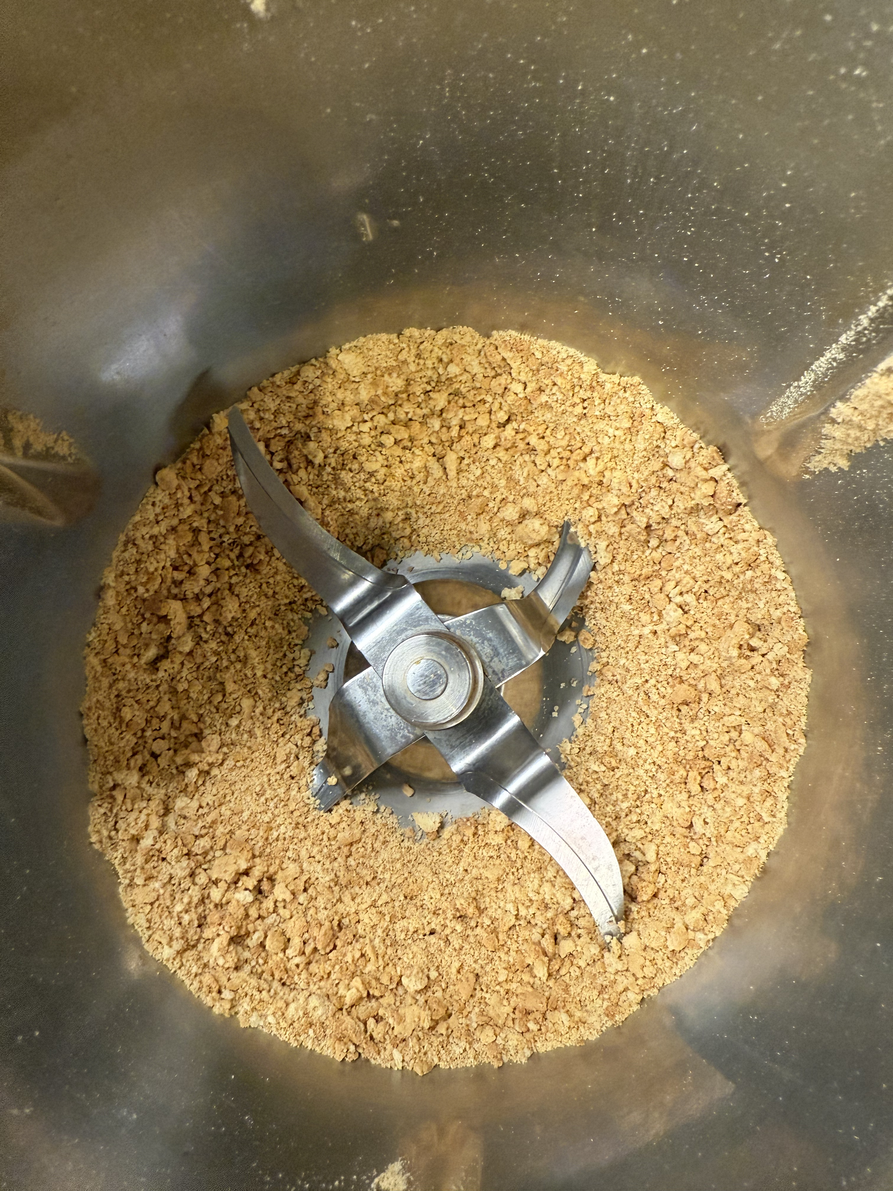 crushed graham crackers