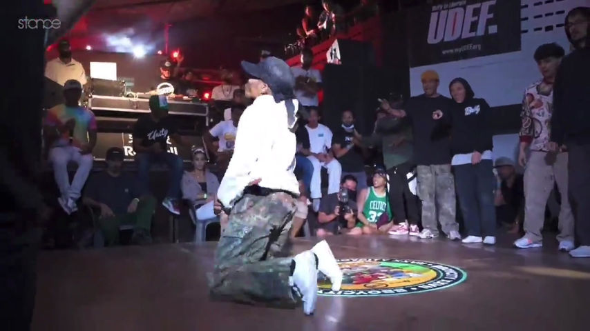 Thumbnail: Spydey (breakdancer)