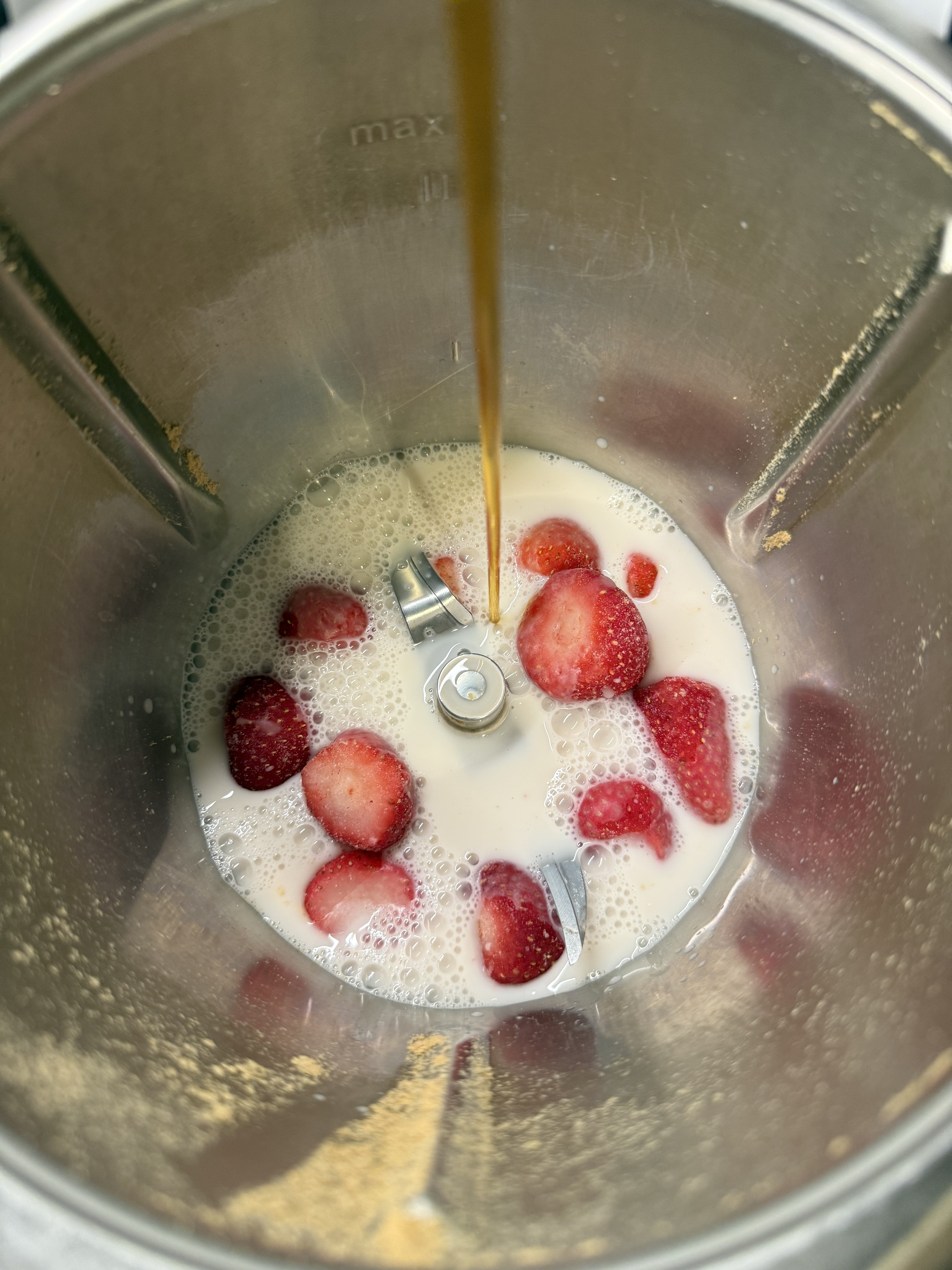homemade strawberry milk