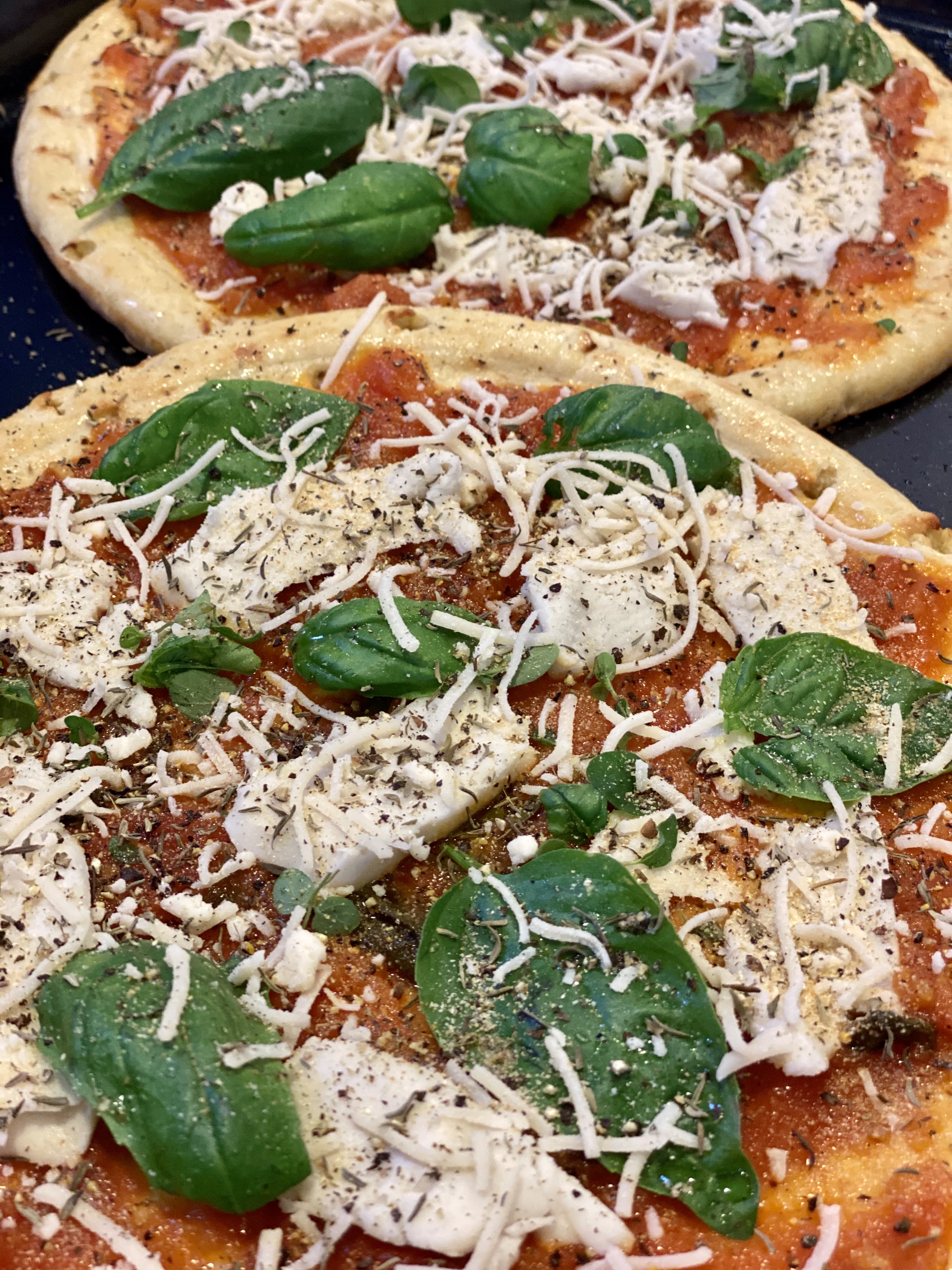 Easy Vegan Pizza Margherita