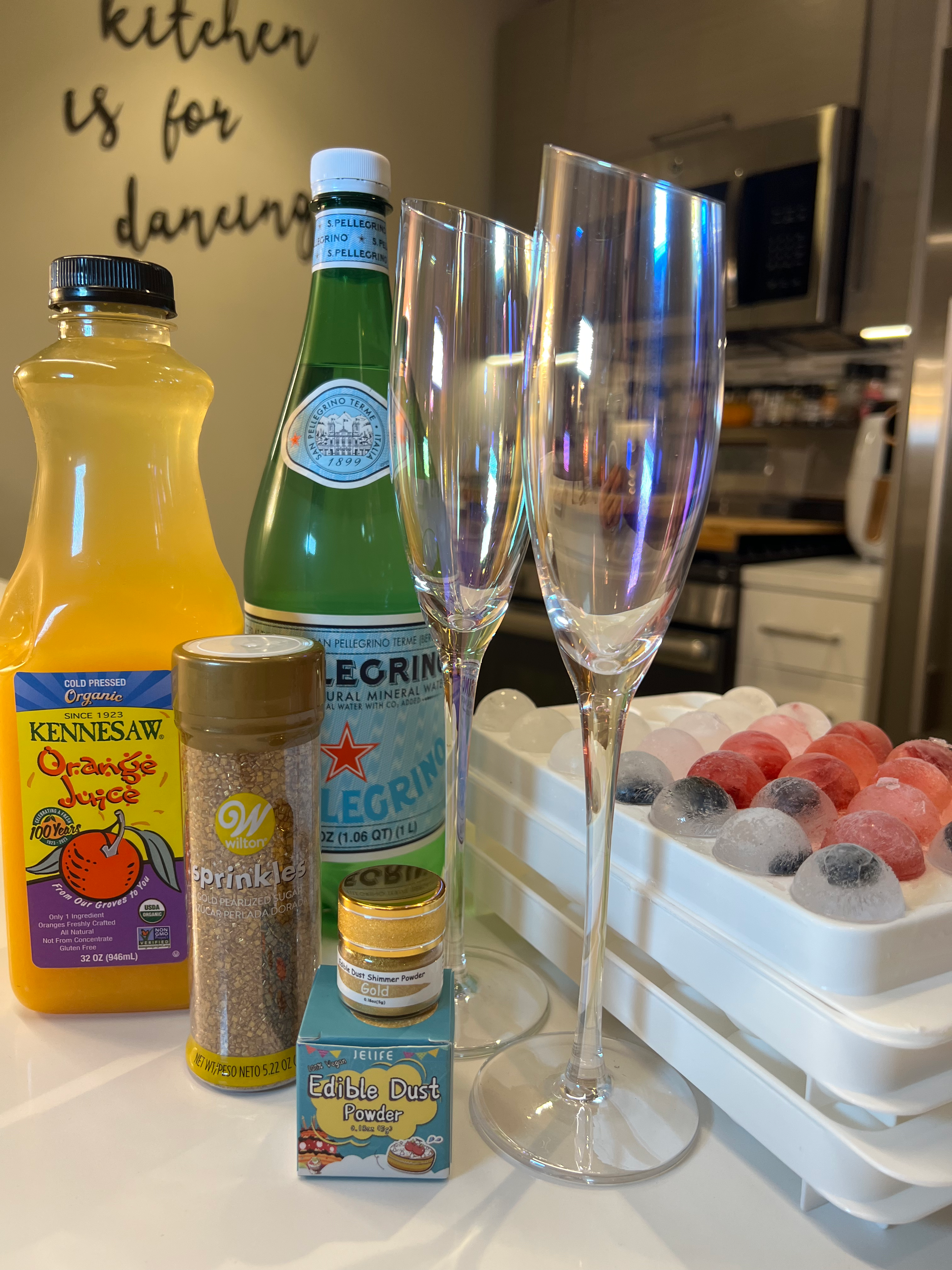 new year's mocktail ingredients