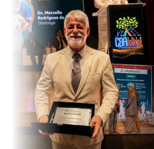 marcello premio.png