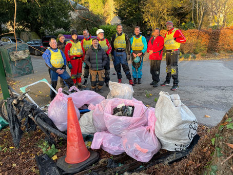 Black Bag Friday 2023 - Cleaning instead on consuming!