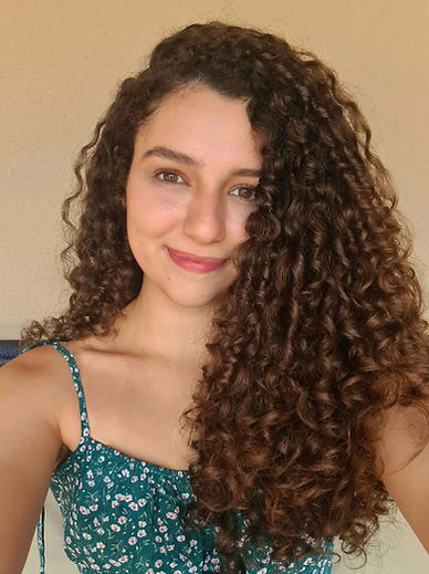 Foto da psicóloga Giovana Monteiro