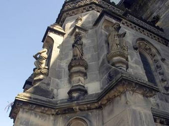 La plus vieille ruche du monde découverte dans une ancienne église.