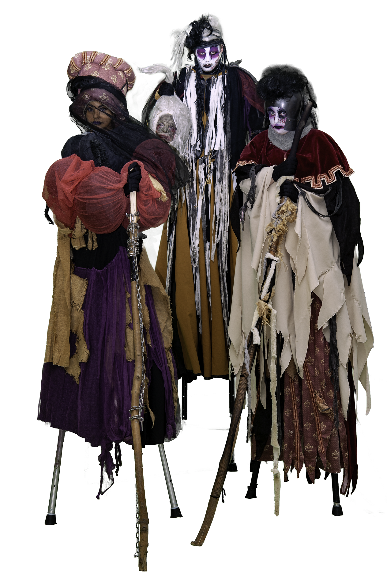 Photo des trois frères macabres échassiers Igor, Jeff et Polo