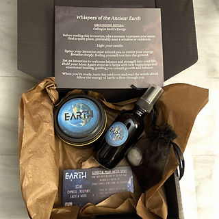 Whispers of the Ancient Earth gift box set