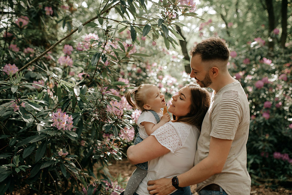 little-yellow-boots-family-photoshoot-in-york-near-me