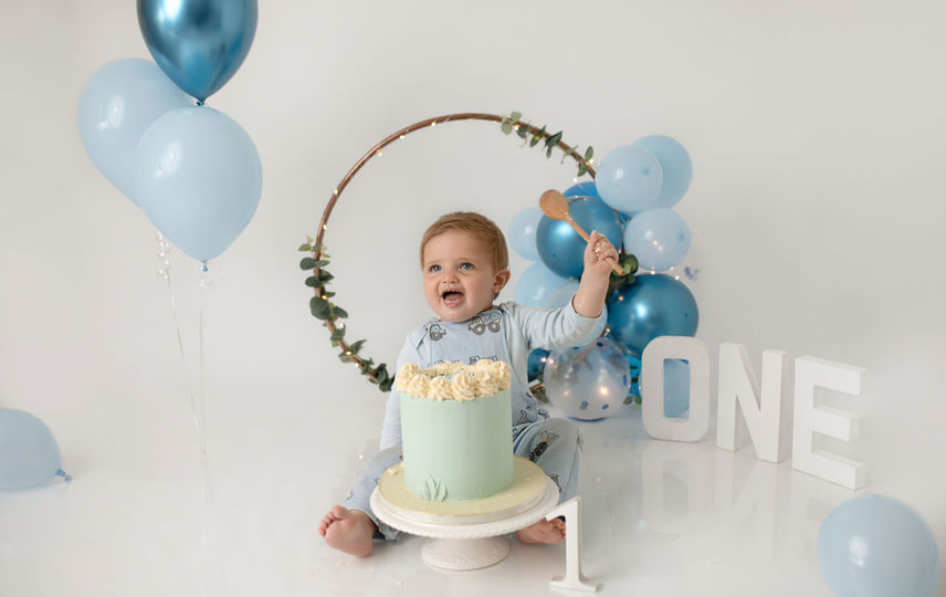 york-cake-smash-photoshoot-photography-acomb-york.jpg