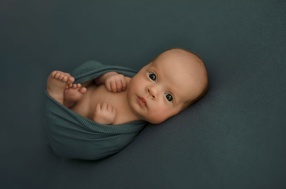 baby-photoshoot-photography-newborn-photographer-york-near-me.jpg