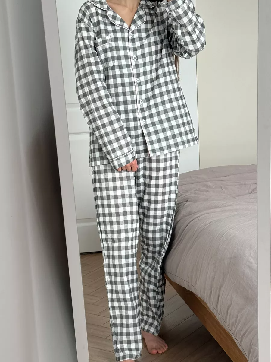 الصورة المصغرة: طقم بجامة كوري بنمط كلاسيكي