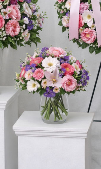 Perfect Garden Vase Arrangement