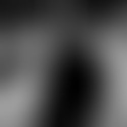 「擱淺在陸地上的人魚」——專訪陳靚