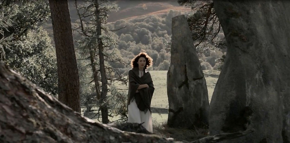 Claire in Craigh na Dun