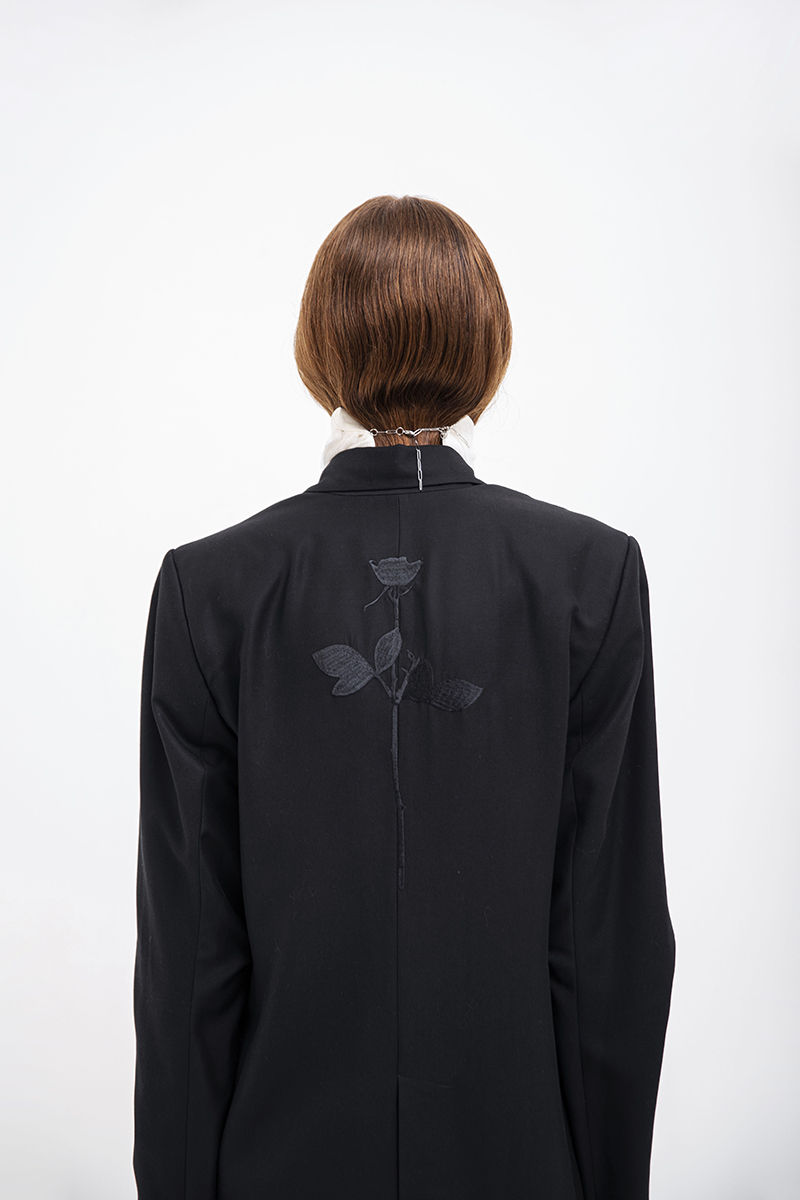 Thumbnail: Trench with embroidery on the back