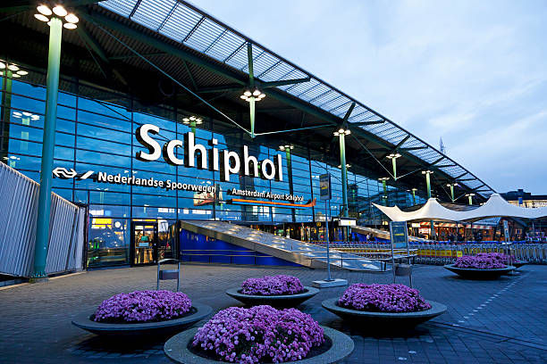 shipol airport.jpg