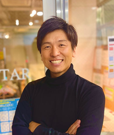 スタジオ写真 中村嘉徳③ 2023.jpg